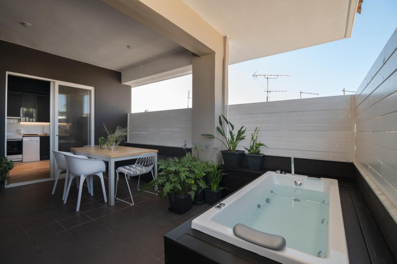 City'S Best-Kept Secret, Eclectic & Luxe Getaway Kalamata Extérieur photo